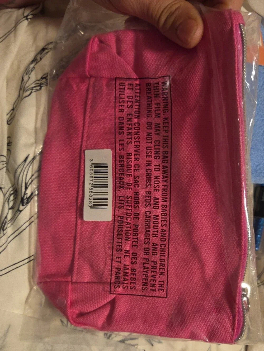 it cosmetics Pink Cosmetic Bag with Silver Logo NEW